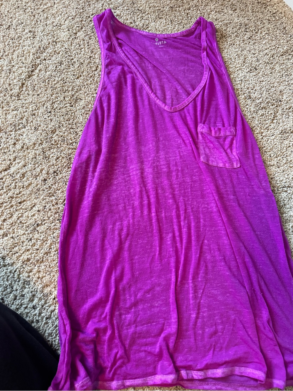 Athleta Bright Magenta Scoop Neck Tank with Pocket